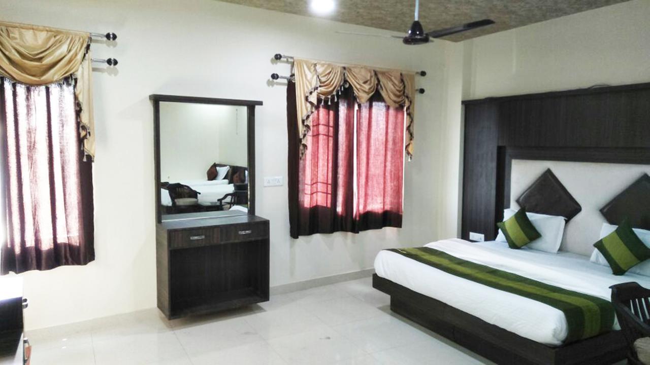 R.S Hotel & Restaurant Amritsar Extérieur photo